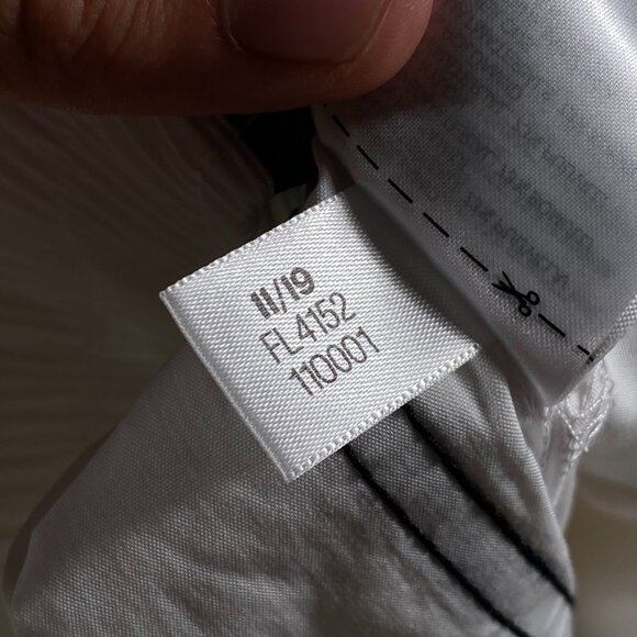 Adidas Originals x FIORUCCI Graphic Casual Shorts Size 26 - Picture 10 of 11